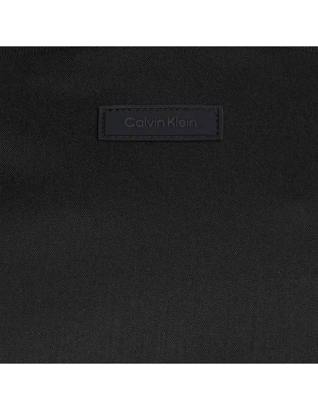 CALVIN KLEIN CHAQUETA K10K112074_NG NEGRO (M)